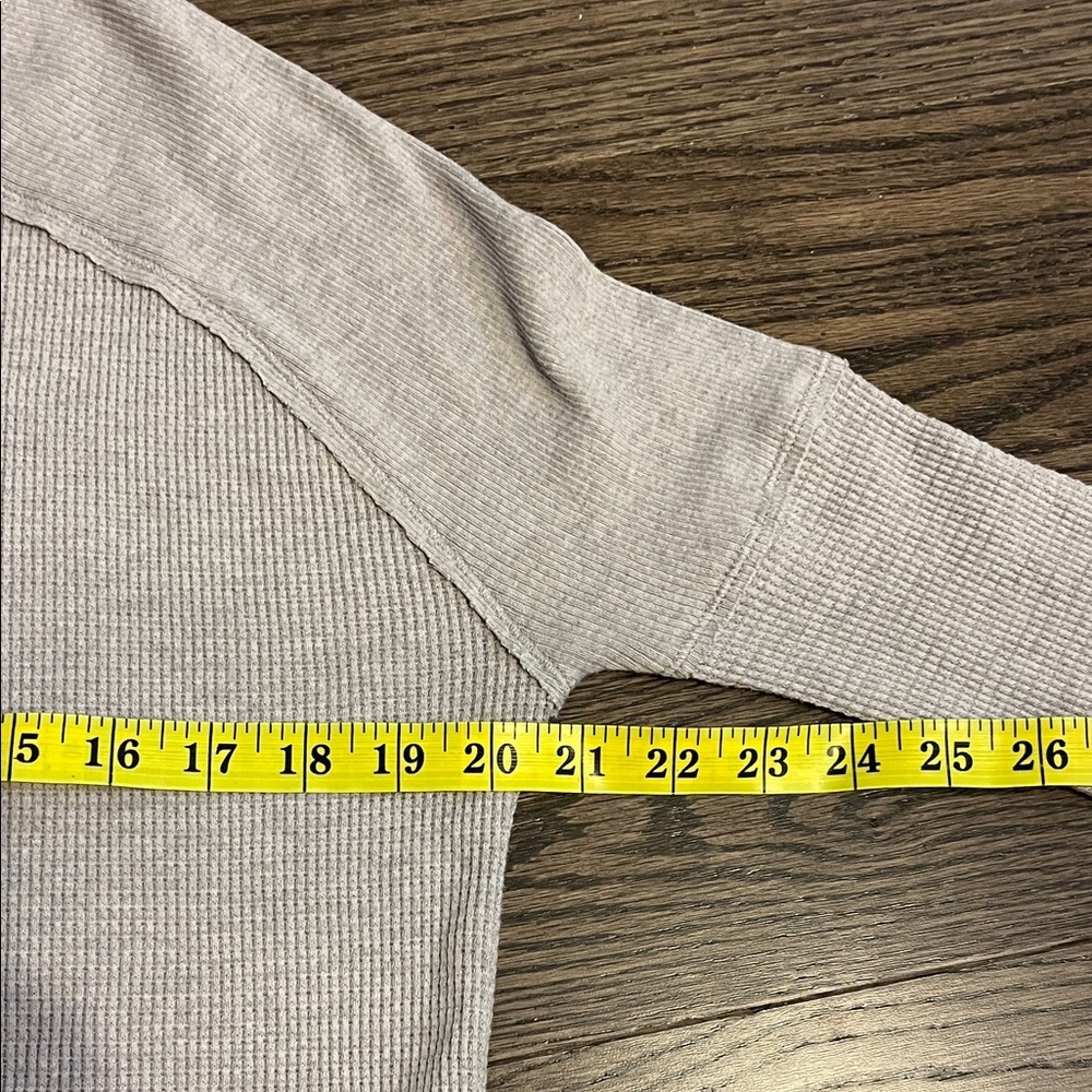TNA Heather Gray Long Sleeve Tee - Picture 6 of 6